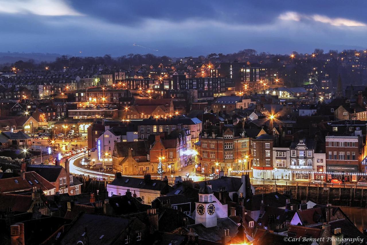 Haven Crest Hotel Whitby Buitenkant foto